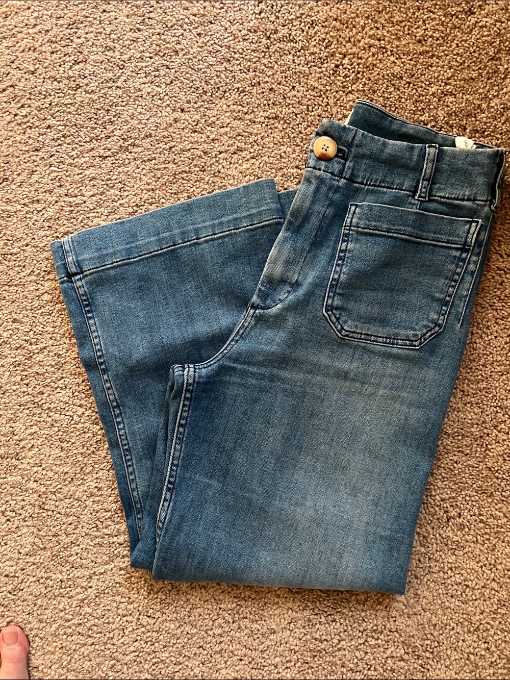 Maeve High-Rise Wide Leg Jeans in Medium Blue Wash - Picture 4 of 8
